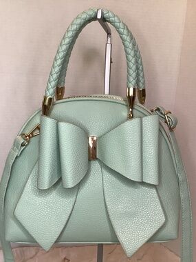 EUC Grossi Green Bow hand crossbody bag